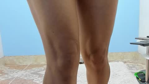 Elizabeth Mathure online show from 4, 12, 2025