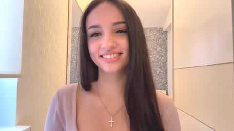 Snapshot of elizabethrabin chatting on 9, 11, 2025 Mia online show from 9, 11, 2025