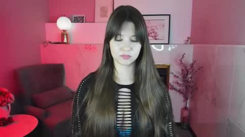 Snapshot of elizamild chatting on 4, 11, 2025 Eliza online show from 4, 11, 2025