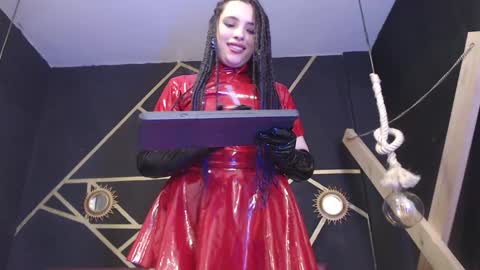   online show from 5, 12, 2024