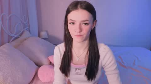 Snapshot of elizzza_ chatting on 18, 11, 2025 elizzza_ online show from 18, 11, 2025