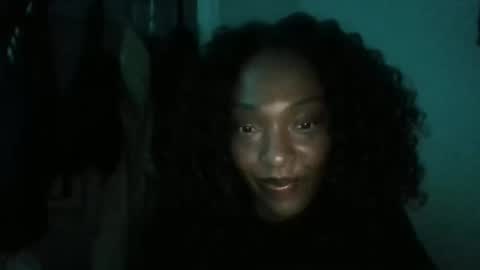 Snapshot of ella5eju chatting on 21, 11, 2025 GFE online show from 21, 11, 2025