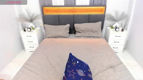 Ella online show from 4, 11, 2025