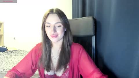 Snapshot of ella___bell chatting on 2, 2, 2026 ella___bell online show from 2, 2, 2026