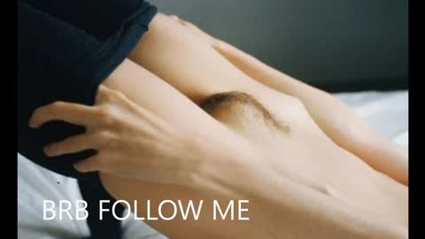 Snapshot of ella_ellasi chatting on 27, 12, 2024 Ella Give it a thumbs up please its important online show from 27, 12, 2024