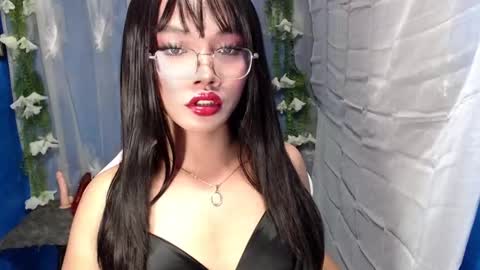 Snapshot of ella_fuma chatting on 30, 10, 2025 Ella online show from 30, 10, 2025