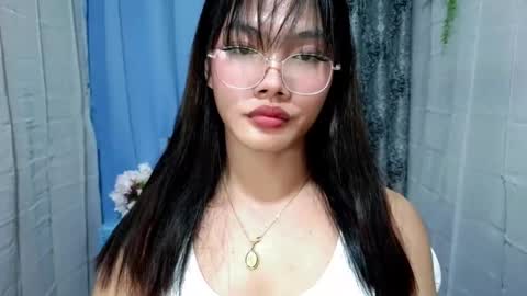 Snapshot of ella_fuma chatting on 14, 11, 2025 Ella online show from 14, 11, 2025