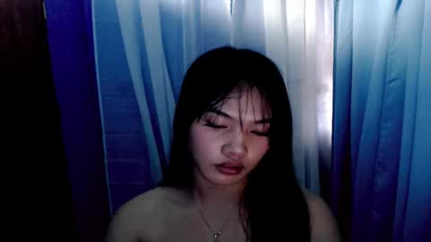 Snapshot of ella_fuma chatting on 4, 12, 2025 Ella online show from 4, 12, 2025