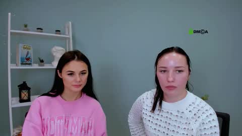 Snapshot of ella_nebula chatting on 21, 11, 2025 Sweet Ella online show from 21, 11, 2025