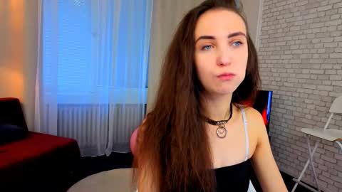 ellaasteele online show from 18, 9, 2025