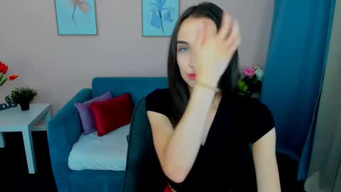 ellaasteele online show from 24, 9, 2025