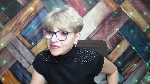 EllaBonito online show from 1, 10, 2025