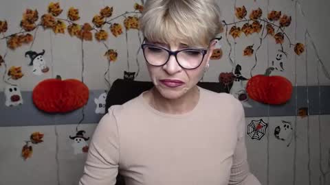 EllaBonito online show from 13, 11, 2025