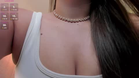 EllaClark online show from 6, 11, 2025