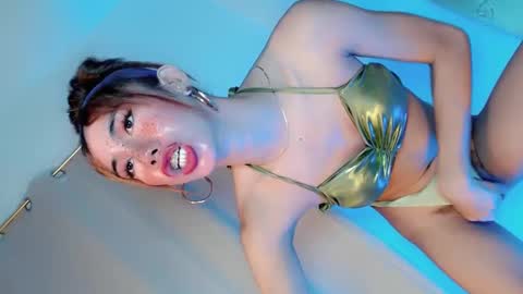 ellah_bonita online show from 28, 2, 2025
