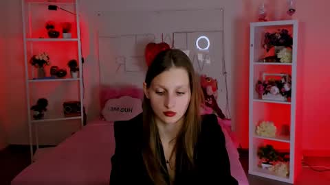Ella online show from 27, 2, 2025
