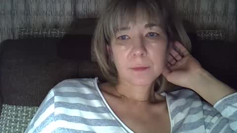 ellajohnsonx online show from 19, 12, 2024