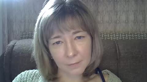 ellajohnsonx online show from 11, 3, 2025