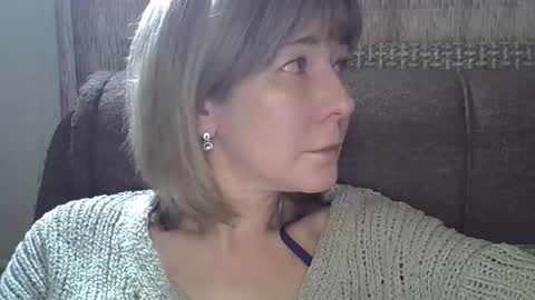 ellajohnsonx online show from 11, 3, 2025