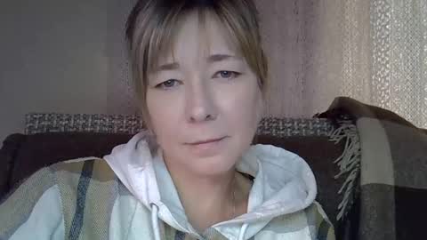 ellajohnsonx online show from 27, 9, 2025