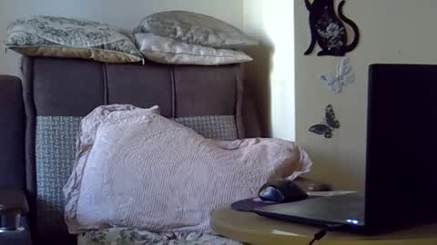 ellajohnsonx online show from 22, 3, 2026