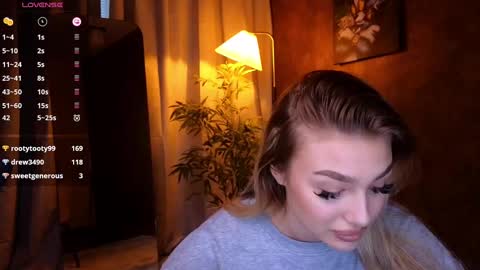 ellamilla online show from 8, 1, 2025