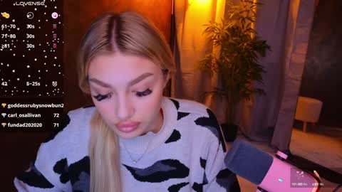 ellamilla online show from 21, 1, 2025