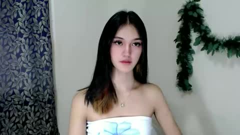 ELLA online show from 25, 9, 2025