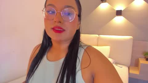 Ella online show from 13, 10, 2025