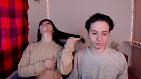 Snapshot of ellancain chatting on 26, 1, 2025 Ella and Cain online show from 26, 1, 2025