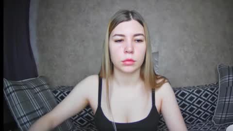 Snapshot of ellanuar chatting on 2, 12, 2024 EllaNuar online show from 2, 12, 2024