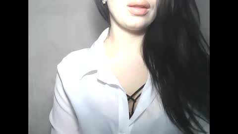 Snapshot of elle010843 chatting on 28, 1, 2025 elle010843 online show from 28, 1, 2025