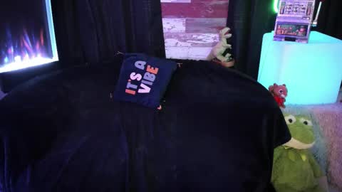 ELLE online show from 16, 3, 2026