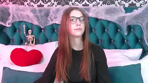 EllenBush online show from 27, 10, 2025