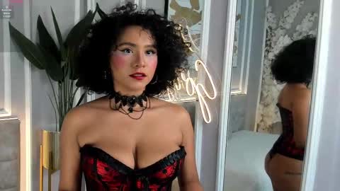 princess online show from 5, 10, 2025