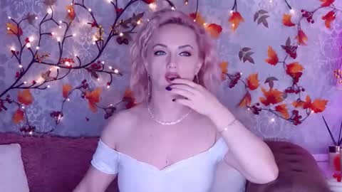 Elliana online show from 19, 9, 2025