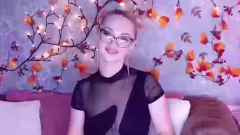 Elliana online show from 23, 9, 2025