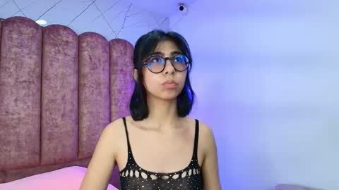 Ellie Bloom online show from 9, 1, 2026