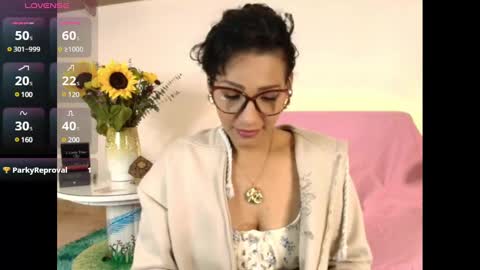 Snapshot of elliee1 chatting on 18, 2, 2025 elliee1 online show from 18, 2, 2025