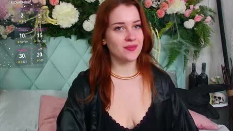 EllieLarson online show from 26, 10, 2025