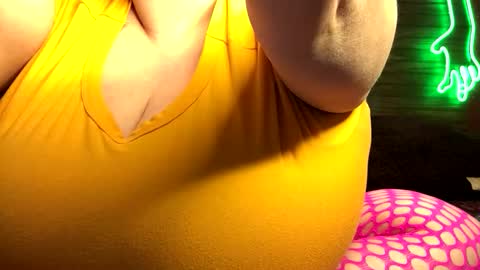 Ellie Louise online show from 11, 1, 2025