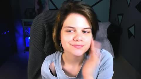 Snapshot of elliemurler chatting on 5, 11, 2025 elliemurler online show from 5, 11, 2025