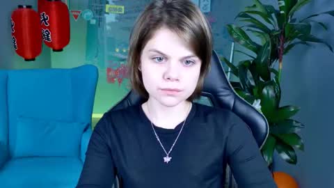 Snapshot of elliemurler chatting on 21, 11, 2025 elliemurler online show from 21, 11, 2025