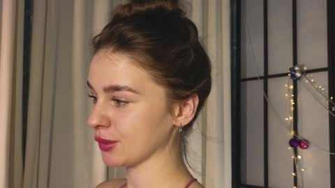 Snapshot of elliephant_ chatting on 29, 12, 2024 just Emily online show from 29, 12, 2024