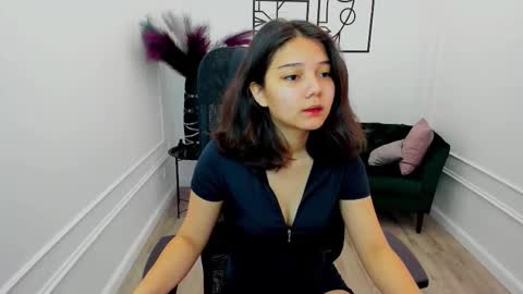 ellievensda online show from 18, 9, 2025