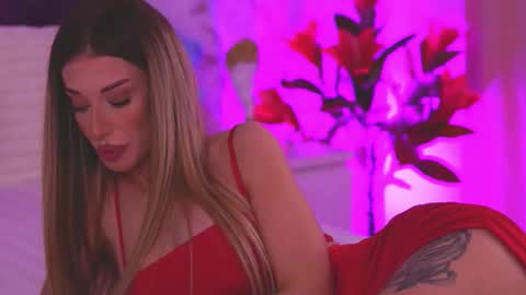 Snapshot of ellinanuria chatting on 12, 3, 2026 EllinaNuria online show from 12, 3, 2026