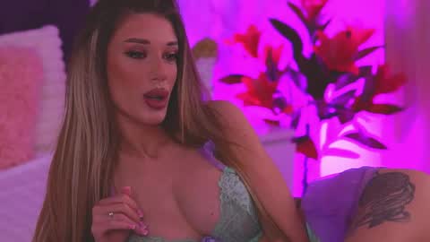 Snapshot of ellinanuria chatting on 14, 3, 2026 EllinaNuria online show from 14, 3, 2026