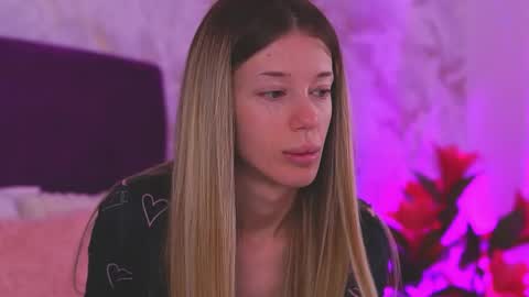 Snapshot of ellinanuria chatting on 23, 3, 2026 EllinaNuria online show from 23, 3, 2026