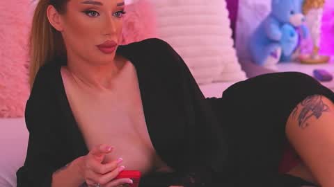 Snapshot of ellinanuria chatting on 27, 3, 2026 EllinaNuria online show from 27, 3, 2026