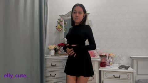 Elly Cute  online show from 11, 12, 2024
